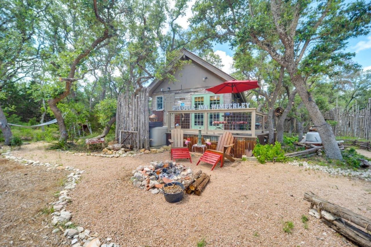 Snuggle Inn Wimberley Cabin With Fire Pit And Deck ภายนอก รูปภาพ